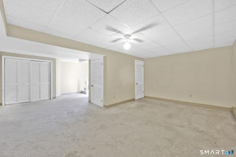 8 Julia Court East Windsor CT 06016