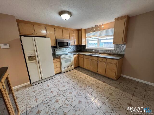 23 Mead Street New Britain CT 06051