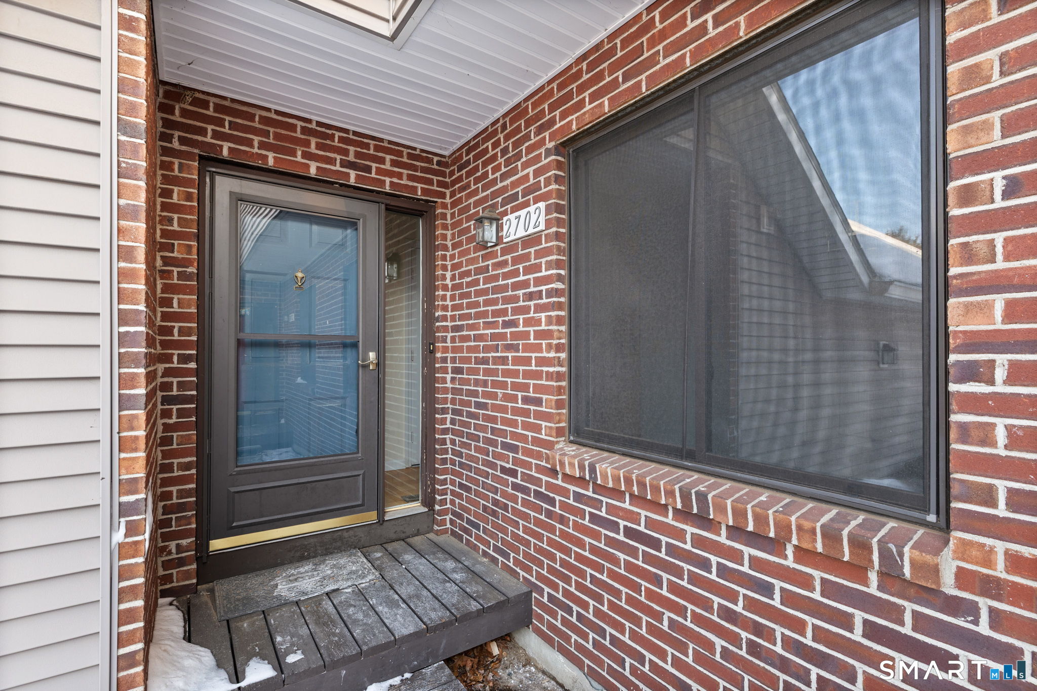 2702 Mill Pond Drive South Windsor CT 06074