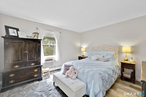 221 Brentwood Drive Wallingford CT 06492
