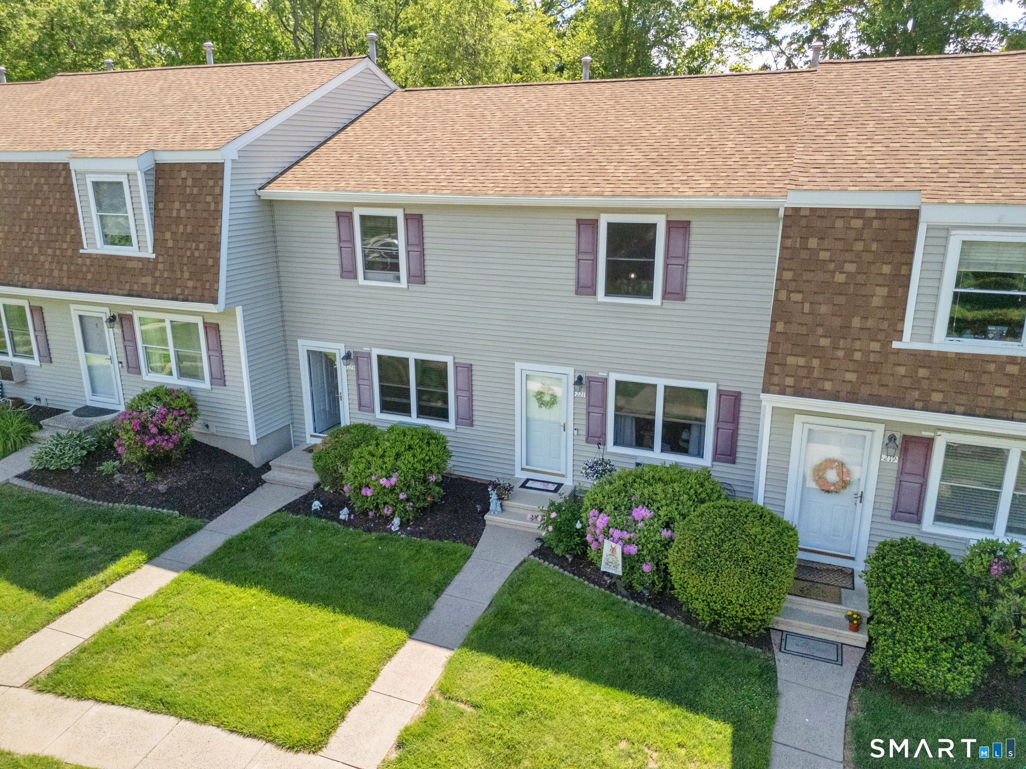 221 Brentwood Drive Wallingford CT 06492