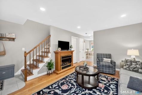 221 Brentwood Drive Wallingford CT 06492