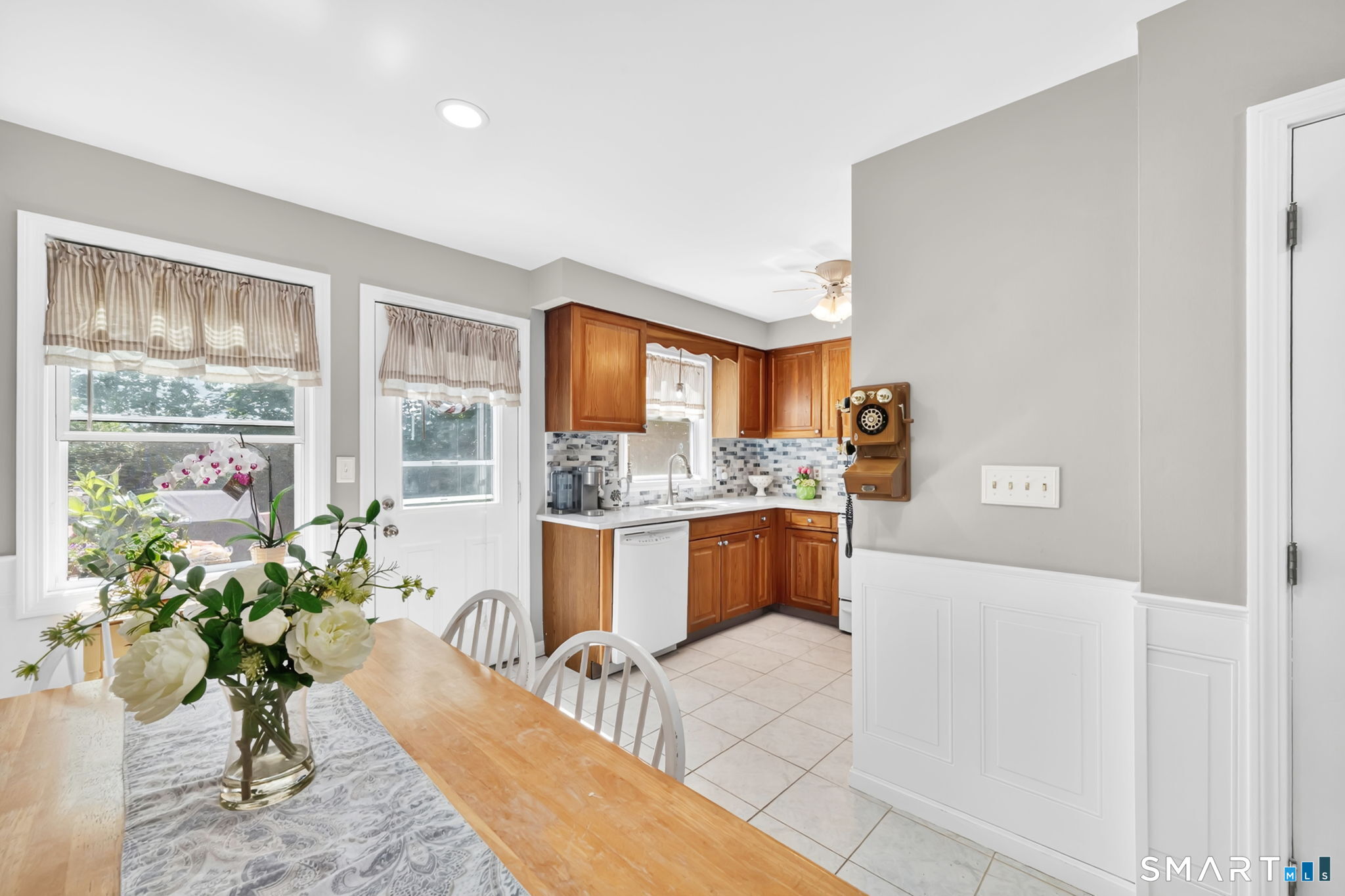 221 Brentwood Drive Wallingford CT 06492