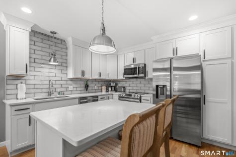 57 Gillette Way Bristol CT 06010