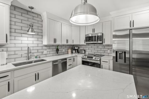 57 Gillette Way Bristol CT 06010