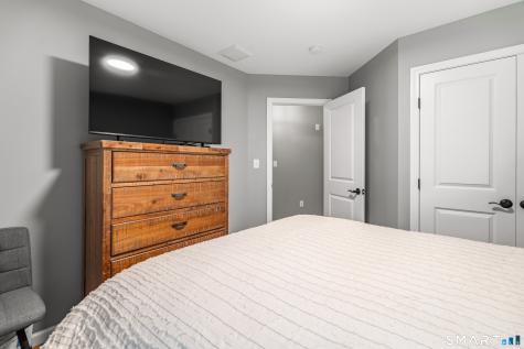 57 Gillette Way Bristol CT 06010