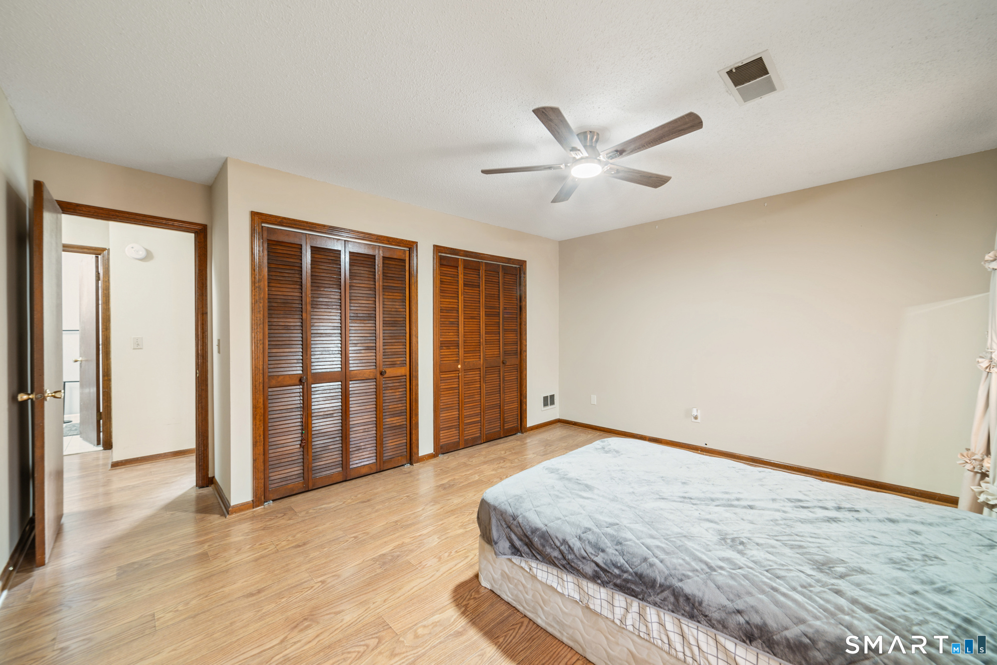 33 Bay Path Way Branford CT 06405