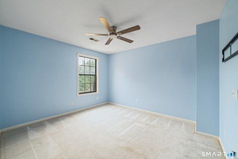 33 Bay Path Way Branford CT 06405