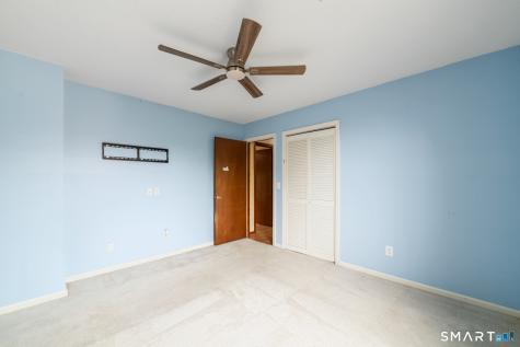 33 Bay Path Way Branford CT 06405