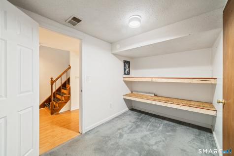 33 Bay Path Way Branford CT 06405