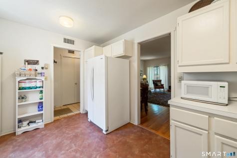 883 Heritage Village Southbury CT 06488