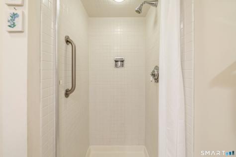 883 Heritage Village Southbury CT 06488