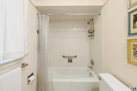 883 Heritage Village Southbury CT 06488