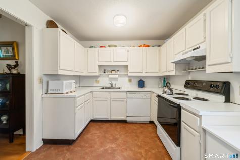 883 Heritage Village Southbury CT 06488