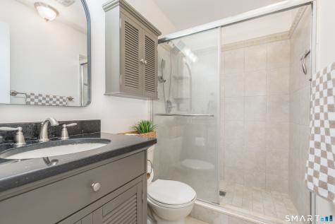 153 Foxwood Close Milford CT 06461