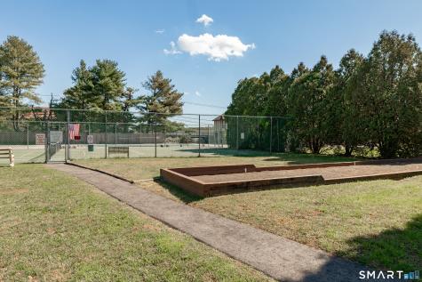 153 Foxwood Close Milford CT 06461