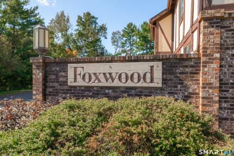 153 Foxwood Close Milford CT 06461