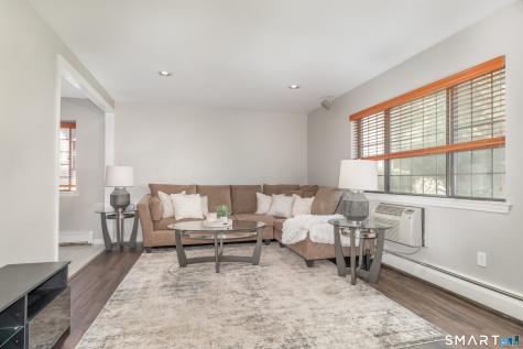 153 Foxwood Close Milford CT 06461