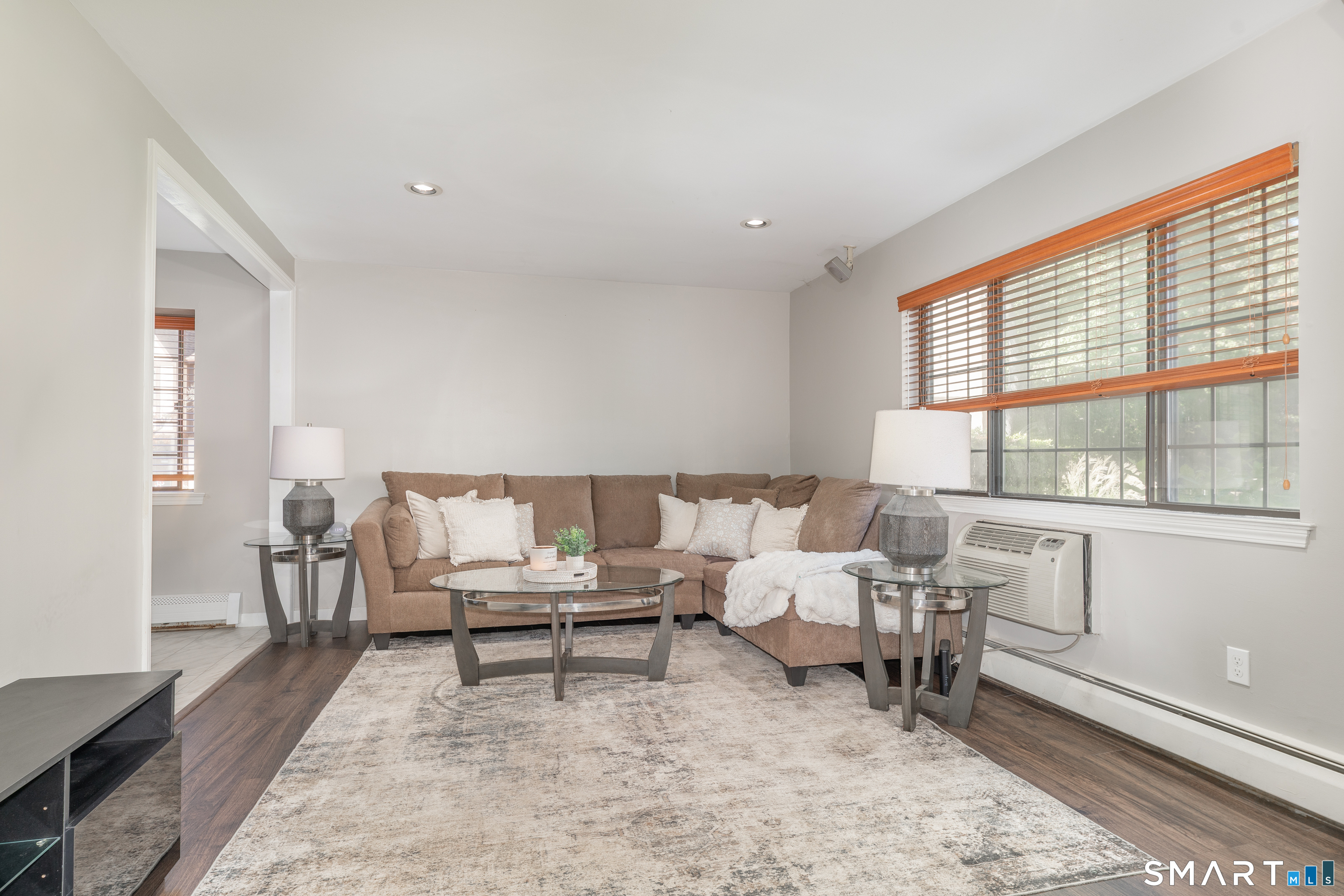 153 Foxwood Close Milford CT 06461