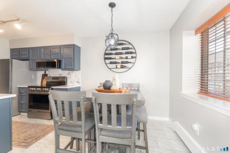 153 Foxwood Close Milford CT 06461