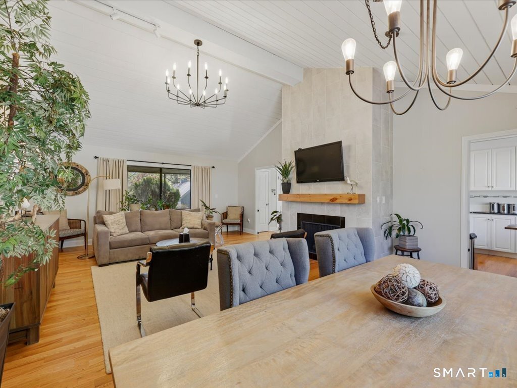 209 Acorn Lane Stratford CT 06614