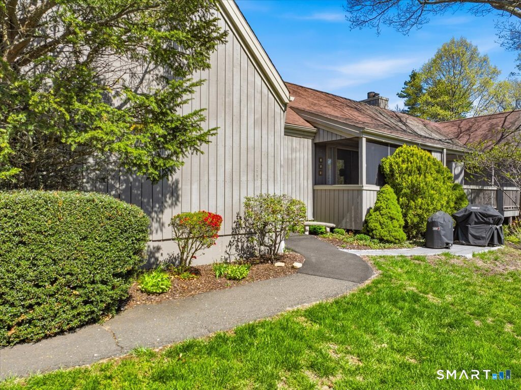 209 Acorn Lane Stratford CT 06614