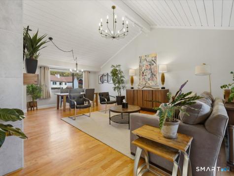 209 Acorn Lane Stratford CT 06614