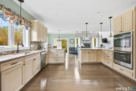 20 Lakeview Estates Middlefield CT 06455