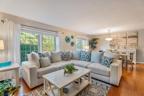 31 Benedict Crossing Norwich CT 06360