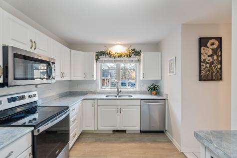 31 Benedict Crossing Norwich CT 06360