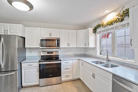 31 Benedict Crossing Norwich CT 06360