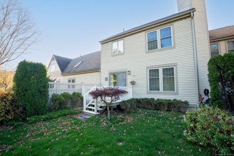31 Benedict Crossing Norwich CT 06360