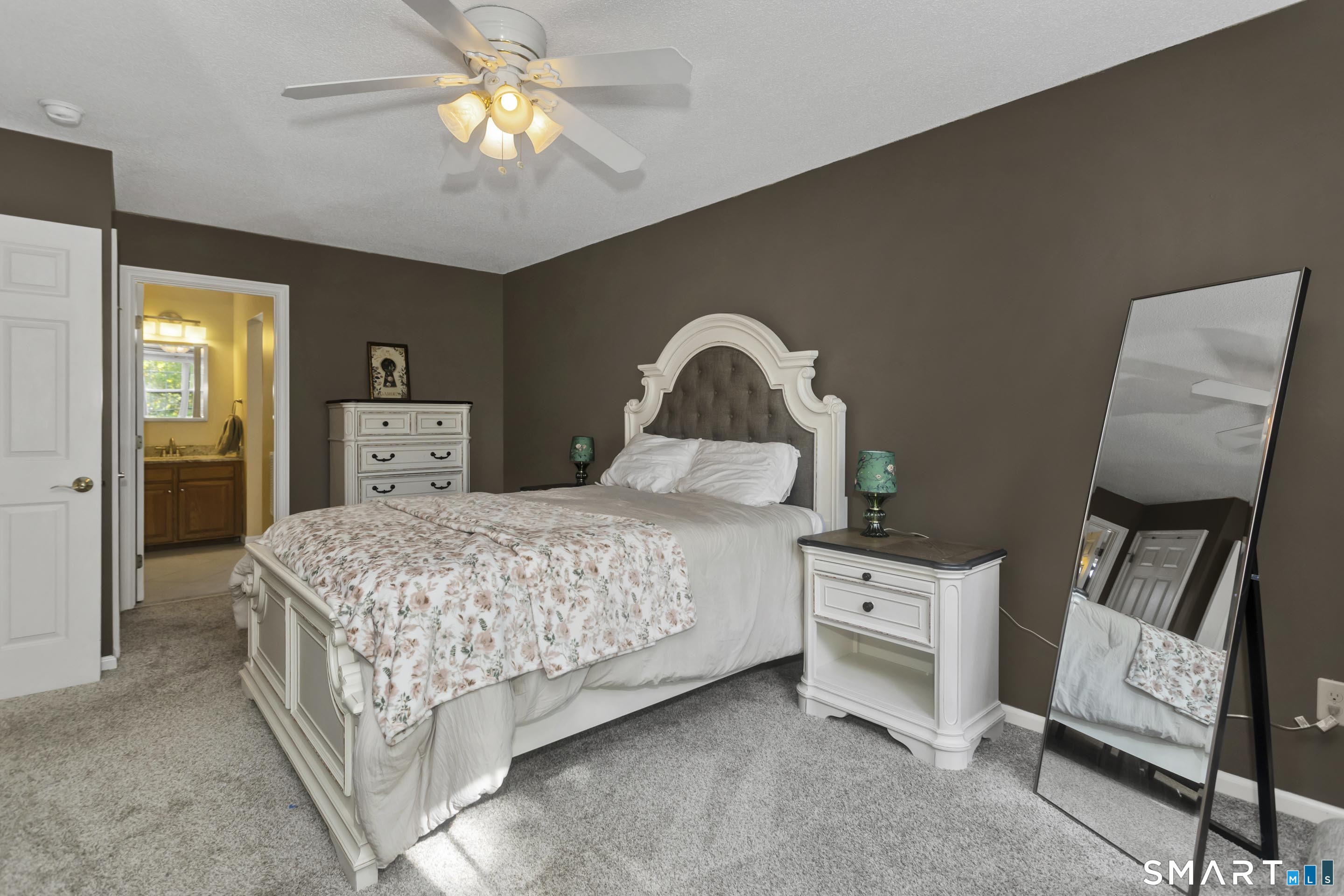 8 Dibble Hollow Lane Windsor Locks CT 06096