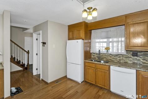8 Dibble Hollow Lane Windsor Locks CT 06096