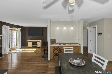 8 Dibble Hollow Lane Windsor Locks CT 06096