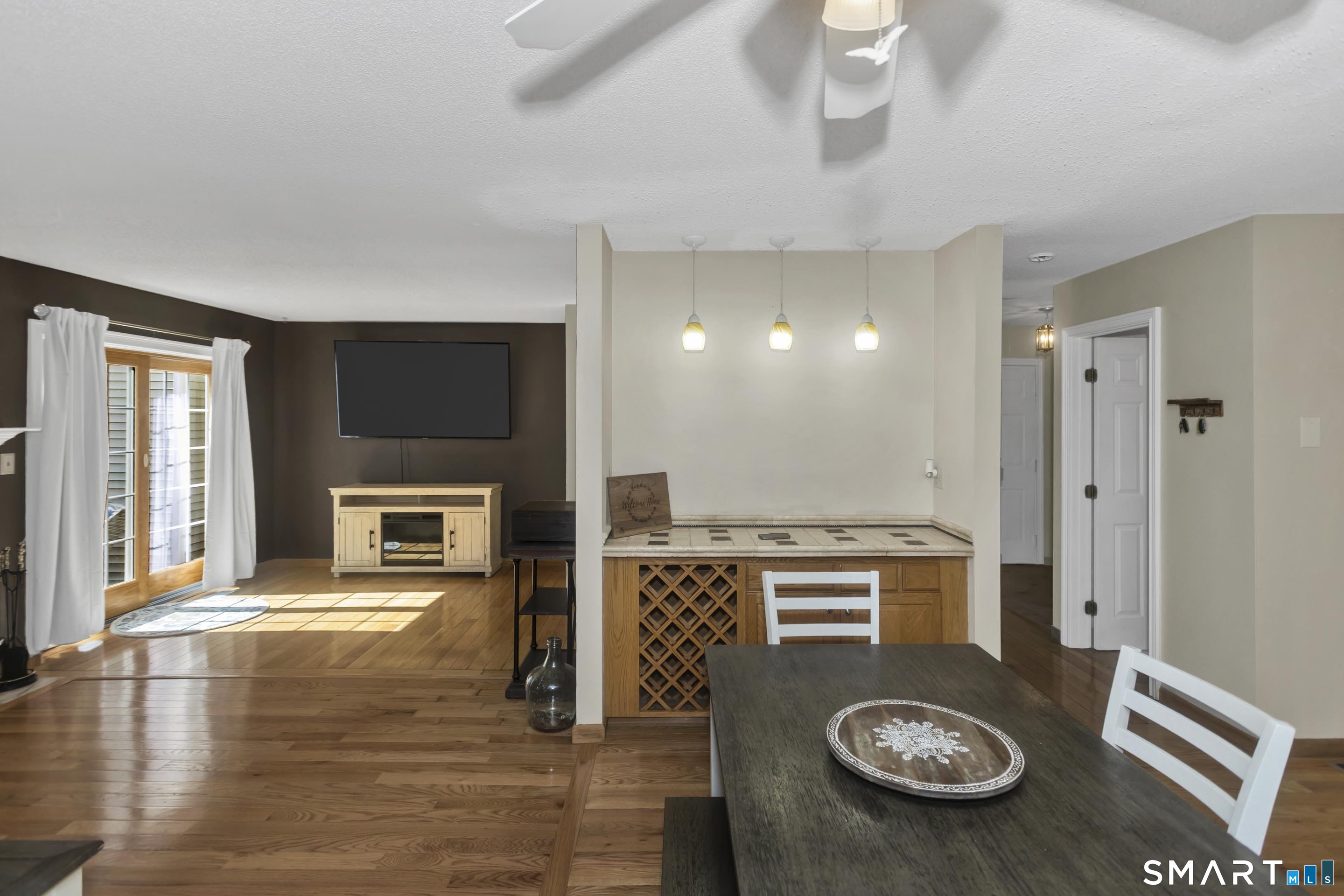 8 Dibble Hollow Lane Windsor Locks CT 06096