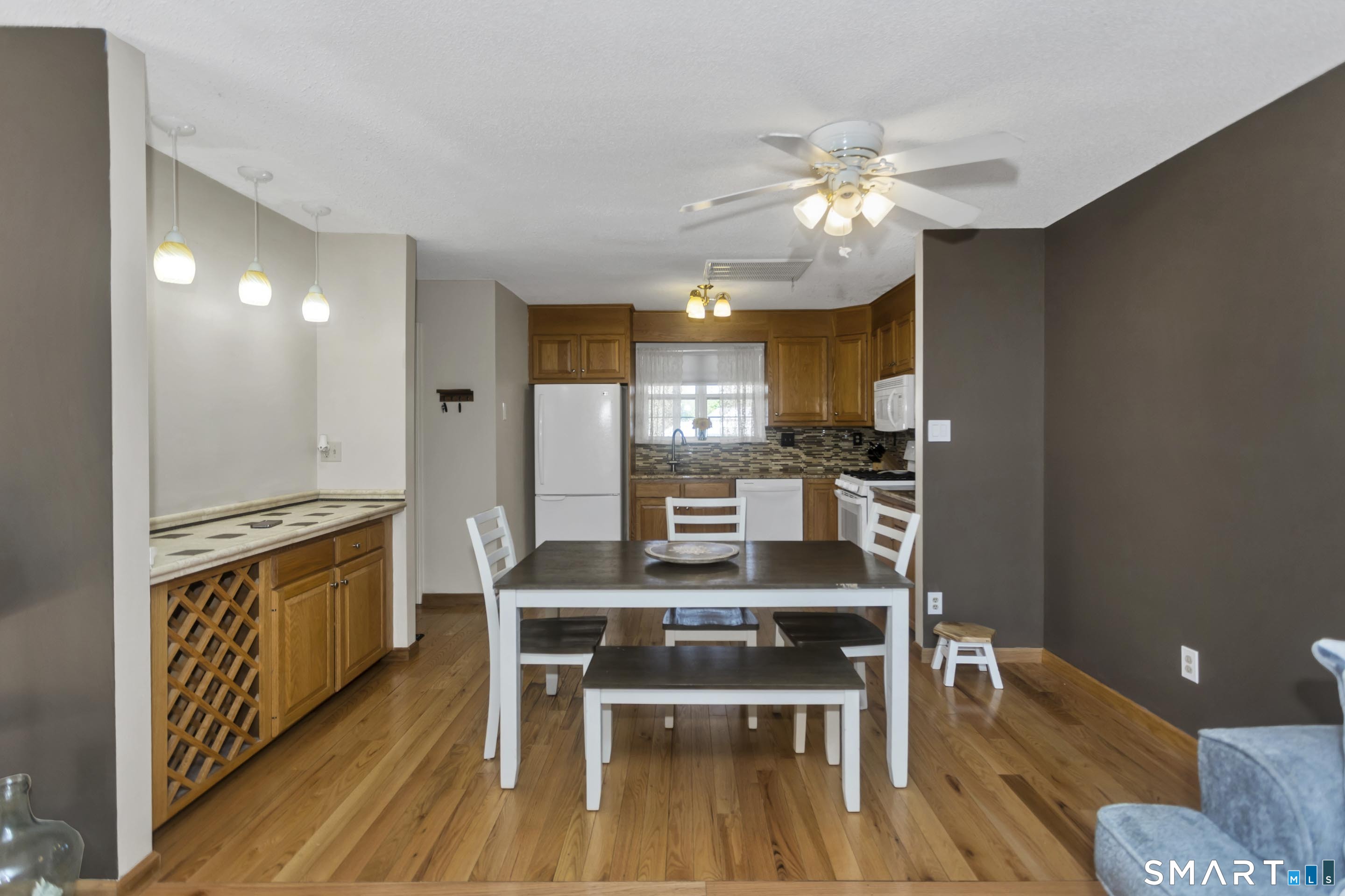 8 Dibble Hollow Lane Windsor Locks CT 06096