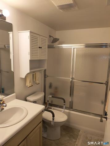 1427 Windward Road Milford CT 06461