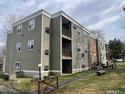 5 Woodside Avenue Danbury CT 06810