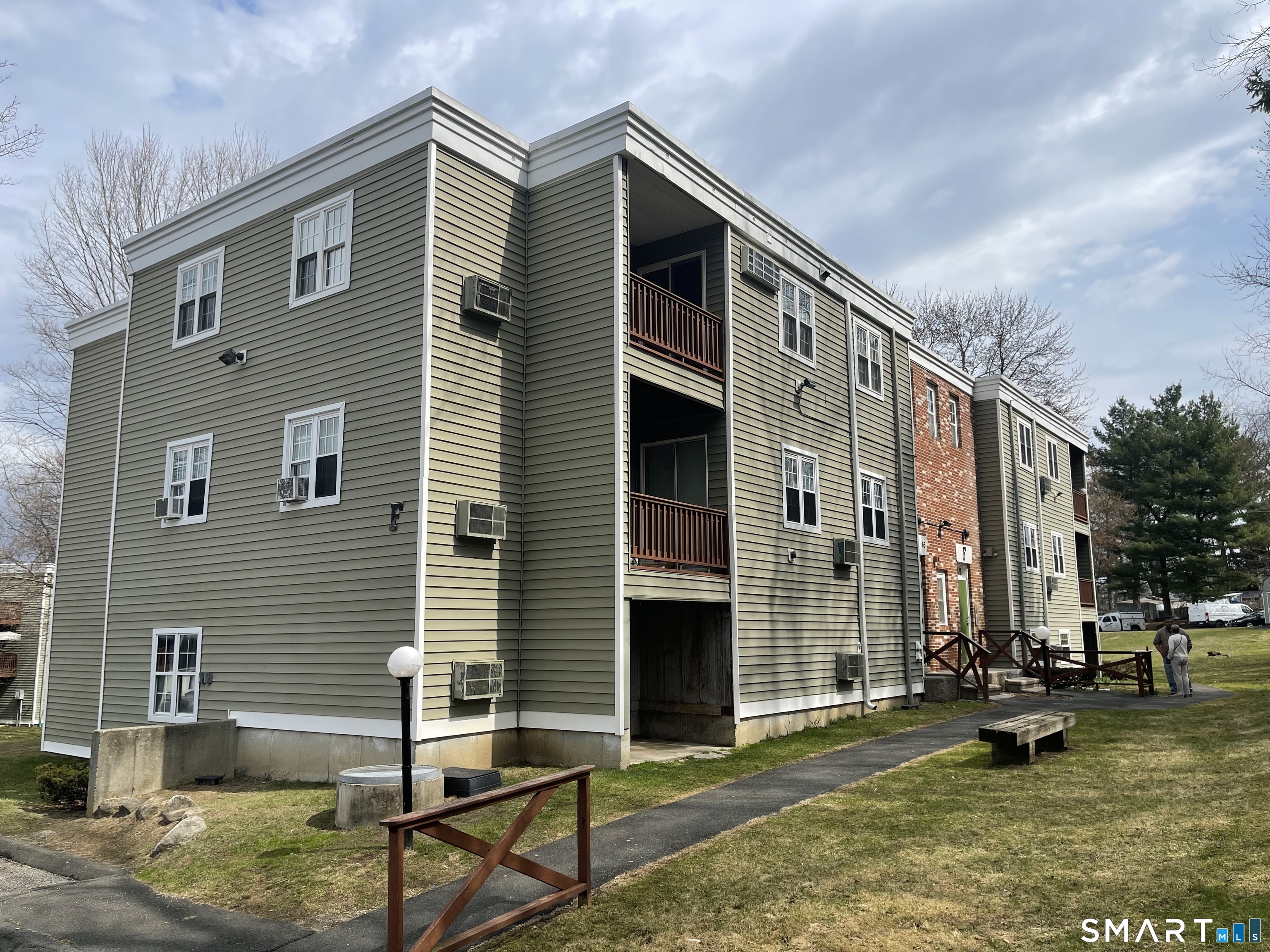 5 Woodside Avenue Danbury CT 06810
