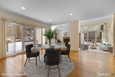 12 Elizabeth Court Stonington CT 06355