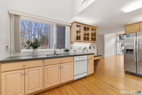 12 Elizabeth Court Stonington CT 06355