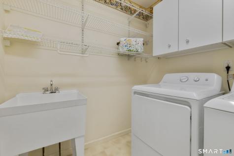 12 Elizabeth Court Stonington CT 06355