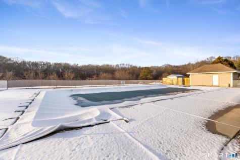 12 Elizabeth Court Stonington CT 06355