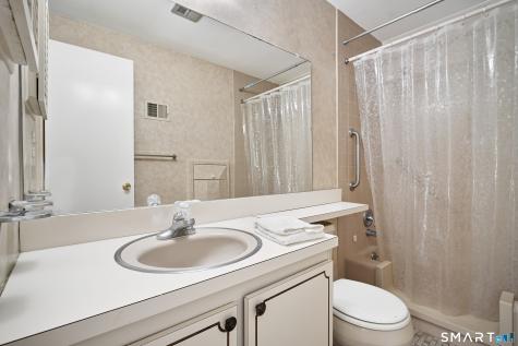 12 Esquire Drive Manchester CT 06042