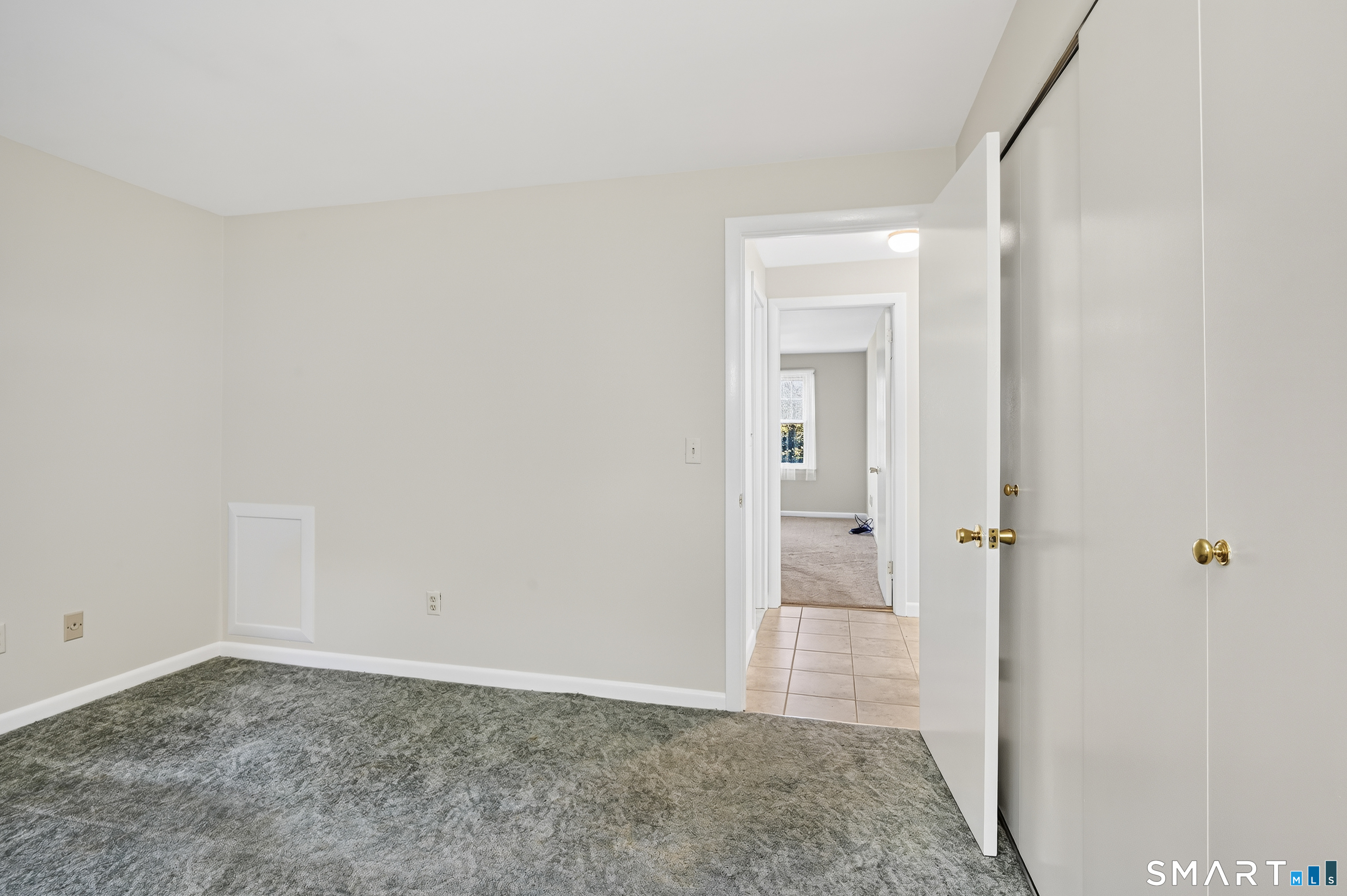 12 Esquire Drive Manchester CT 06042