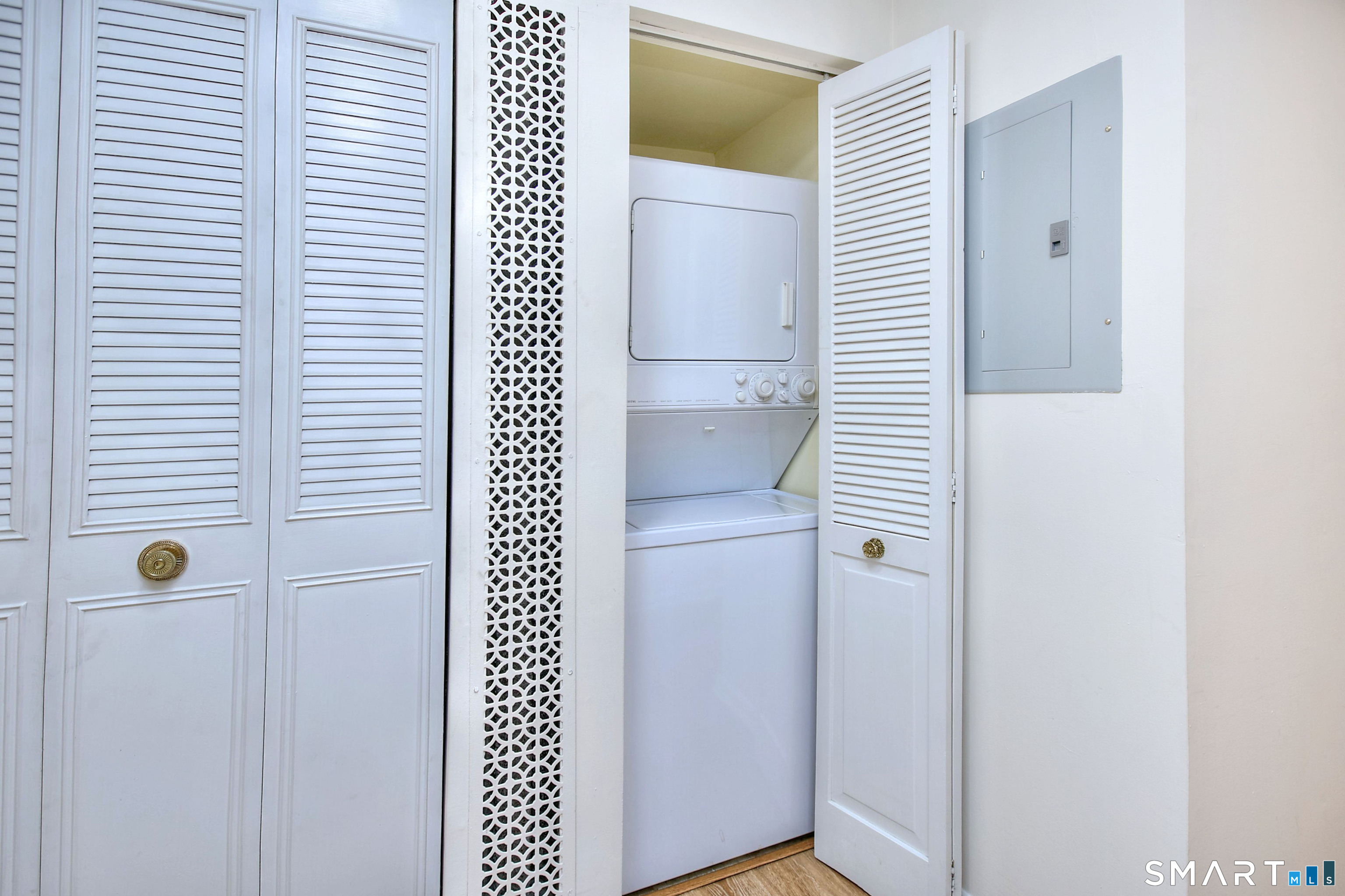 49 Southport Woods Drive Fairfield CT 06890
