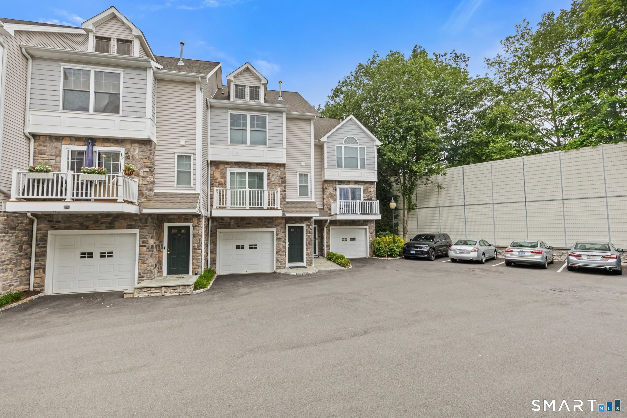 85 Camp Avenue Stamford CT 06907