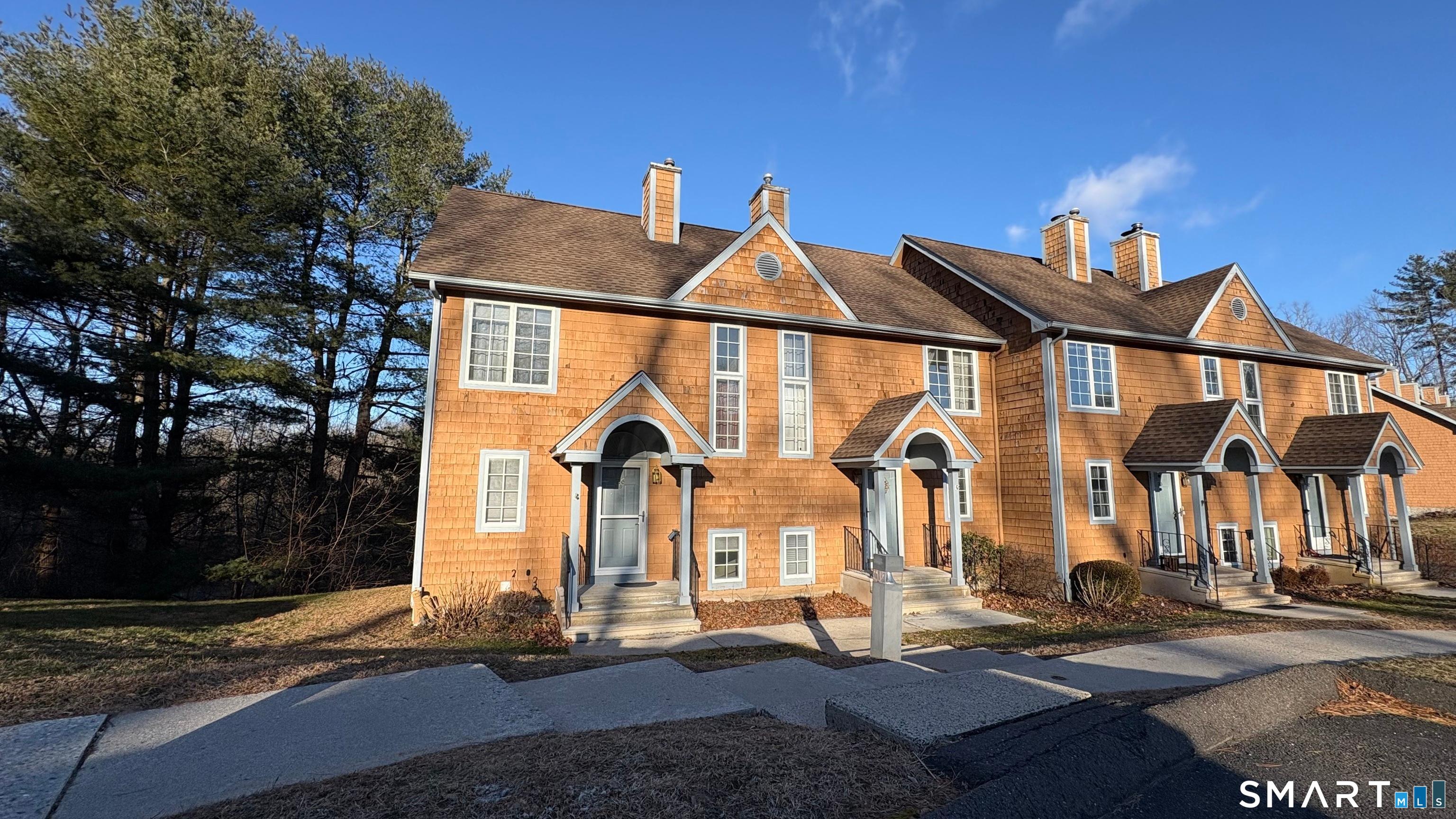 26 Julia Court East Windsor CT 06016