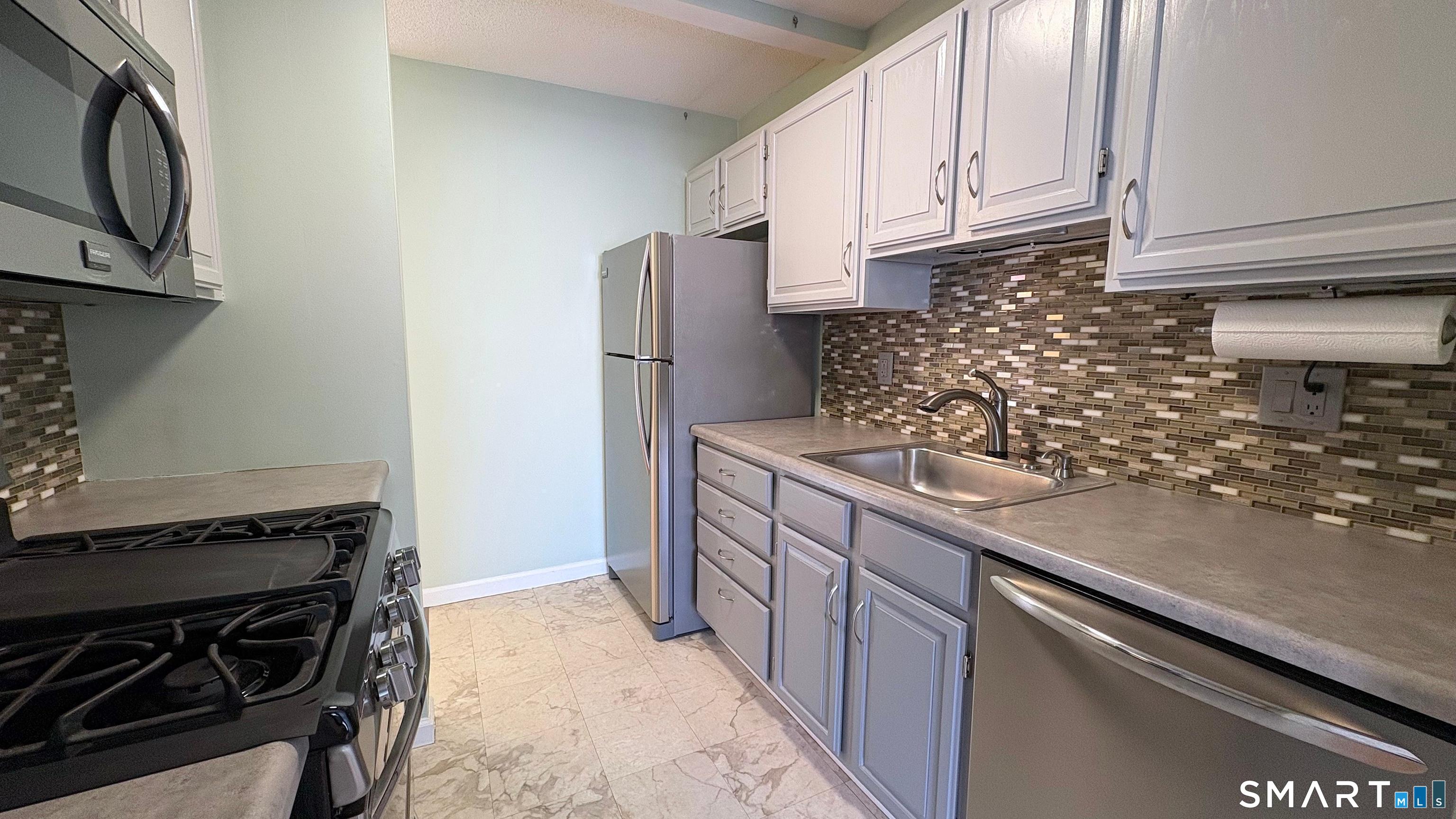 26 Julia Court East Windsor CT 06016